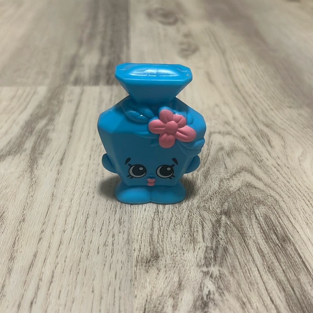 2015 Shopkins Blue Penelope Perfume McDonalds Happy Meal Toy